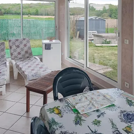 2 Bedroom Stunning In Holiday home Flacheres